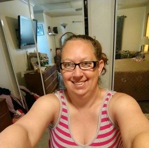 Meet your Posher, Malinda